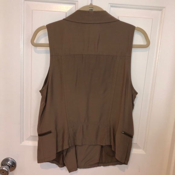 Trouve sleeveless tan vest - Picture 4 of 6